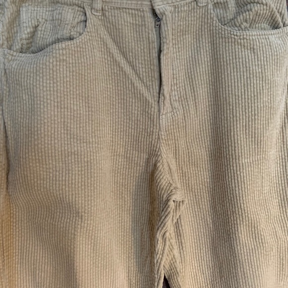 Wide Velvet beige pants from Zara - Picture 3 of 7